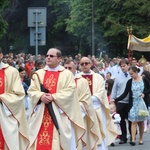 Procesja Bożego Ciała w parafii św. Marii Magdaleny w Cieszynie