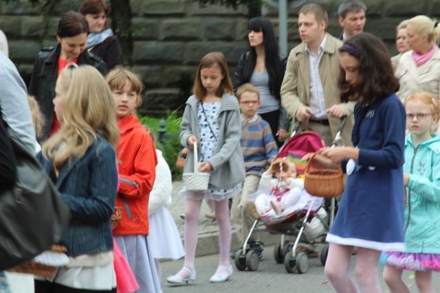 Procesja Bożego Ciała w parafii św. Marii Magdaleny w Cieszynie