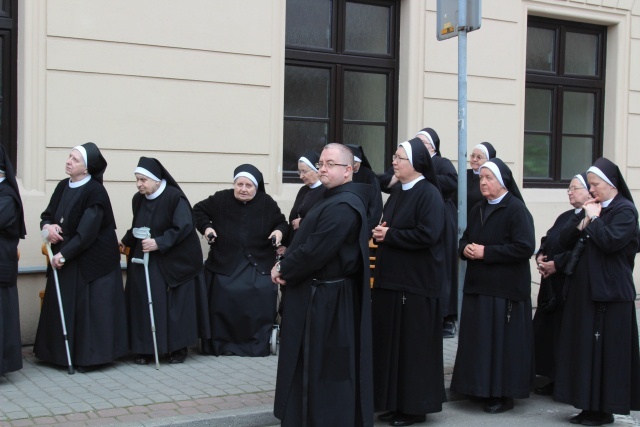 Procesja Bożego Ciała w parafii św. Marii Magdaleny w Cieszynie