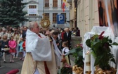 Procesja Bożego Ciała w parafii św. Marii Magdaleny w Cieszynie