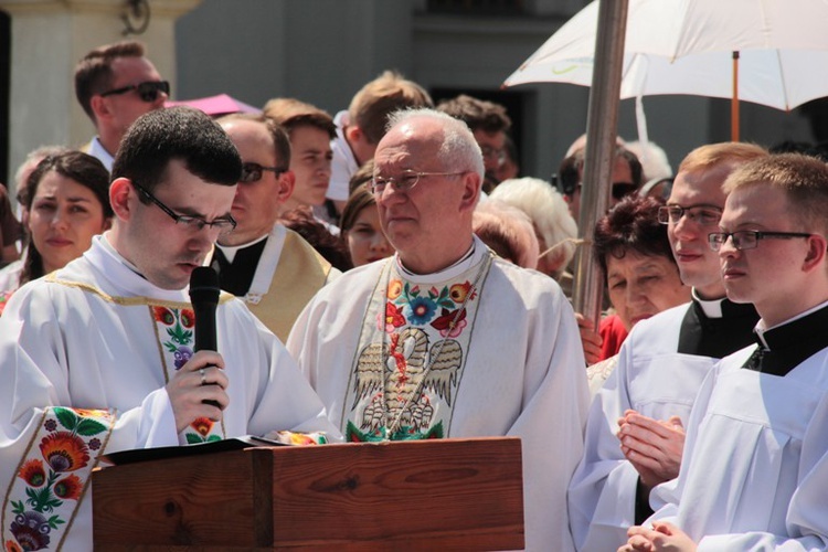 Boże Ciało w Łowiczu - Procesja