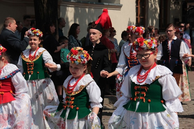 Boże Ciało w Łowiczu - Procesja