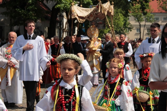 Boże Ciało w Łowiczu - Procesja