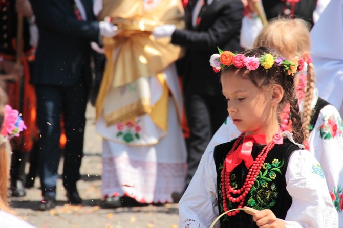 Boże Ciało w Łowiczu - Procesja