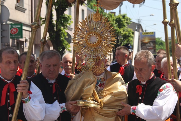 Boże Ciało w Łowiczu - Procesja