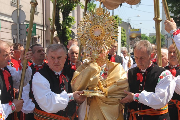 Boże Ciało w Łowiczu - Procesja