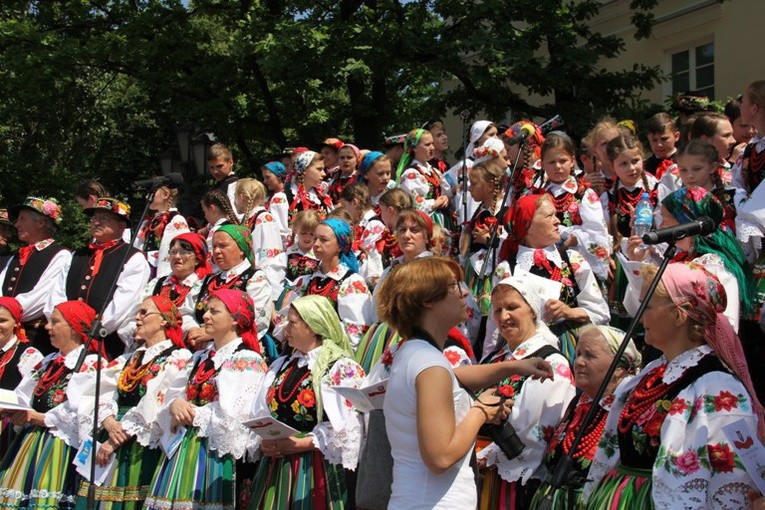 Boże Ciało w Łowiczu - Procesja