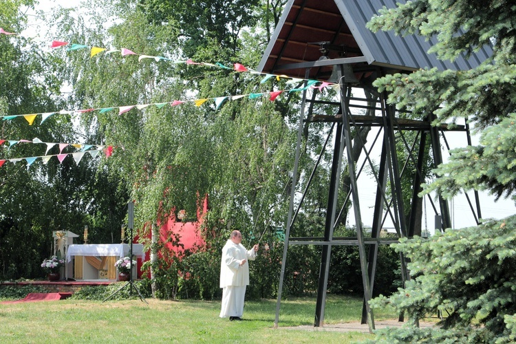 Procesja Bożego Ciała w Oporowie