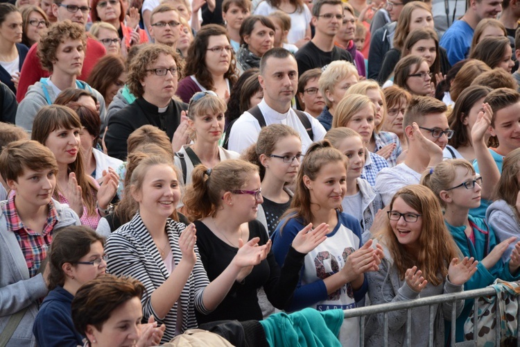 Koncert Uwielbienia po raz siódmy