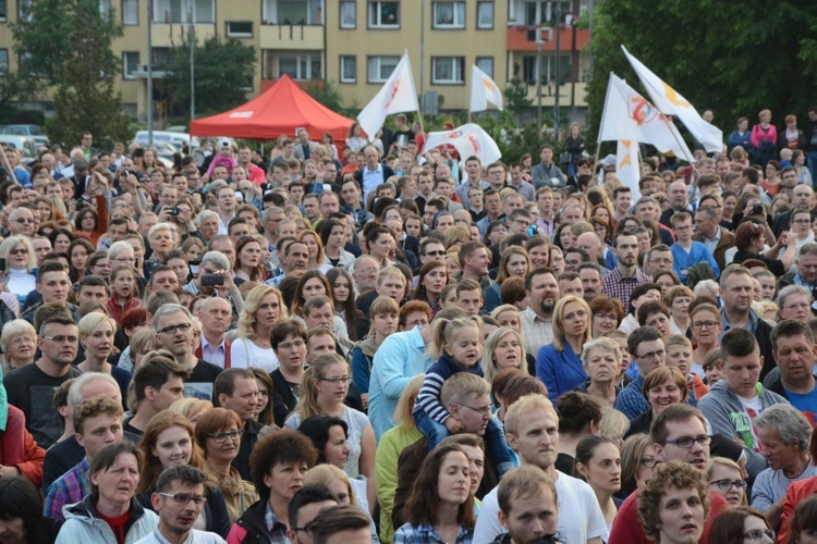 Koncert Uwielbienia po raz siódmy