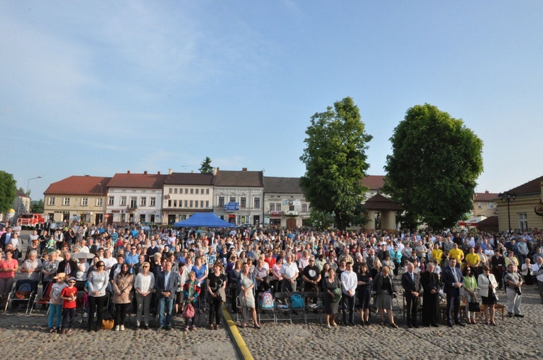 Zakliczyn, Diecezjalne Uwielbienie cz. I
