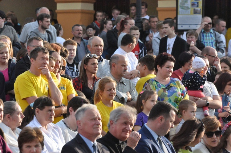 Zakliczyn, Diecezjalne Uwielbienie cz. I