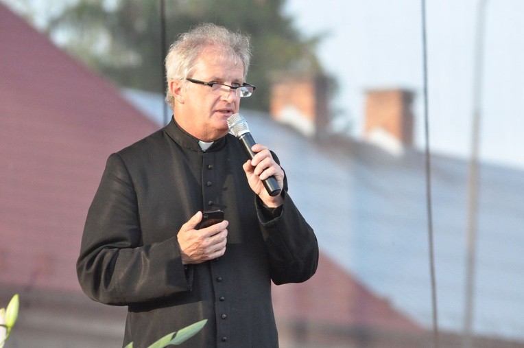 Zakliczyn, Diecezjalne Uwielbienie cz. I