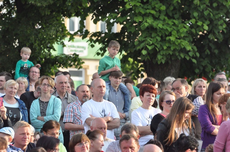 Zakliczyn, Diecezjalne Uwielbienie cz. I