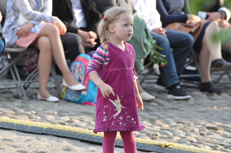 Zakliczyn, Diecezjalne Uwielbienie cz. I