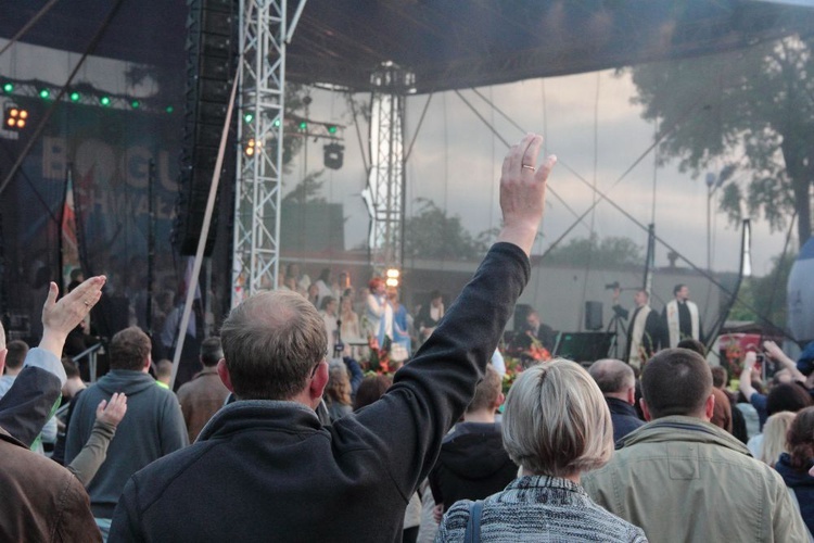 Koncert ewangelizacyjny "Bogu chwała" w Rumi