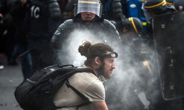 "Te protesty to koniec Hollande'a"
