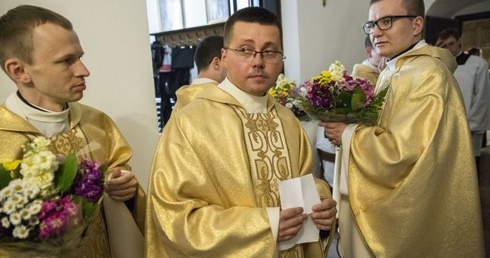 Do jakich parafii przyjdą?