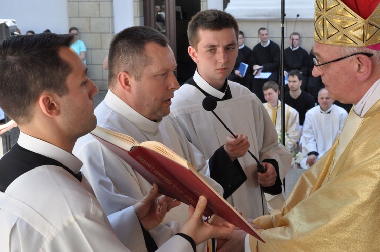 Święcenia kapłańskie u redemptorystów w Tuchowie