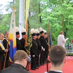 Nabożeństwo majowe na pielgrzymce w Piekarach Śląskich