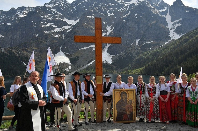 Z widokiem na góry