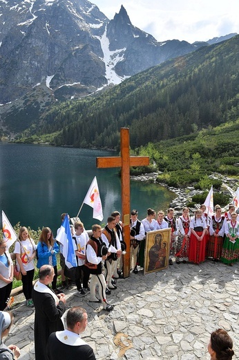 Z widokiem na góry