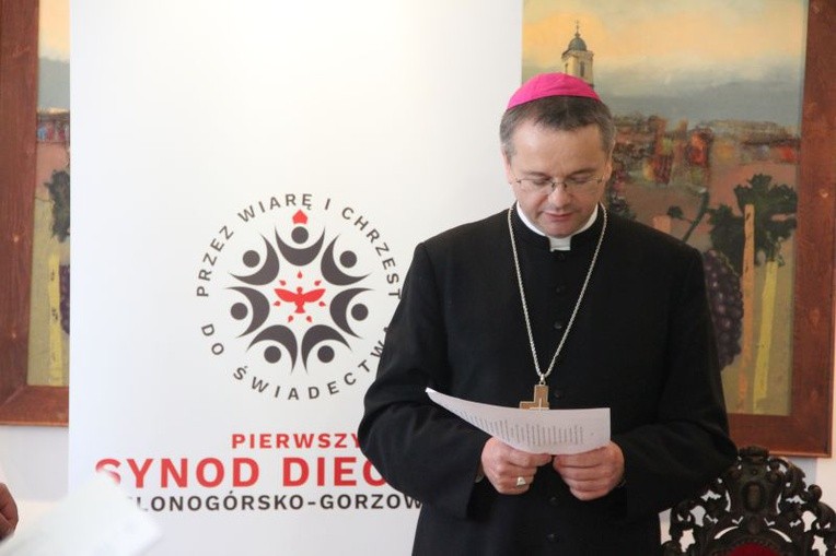 Przygotowanie diecezjalnego synodu