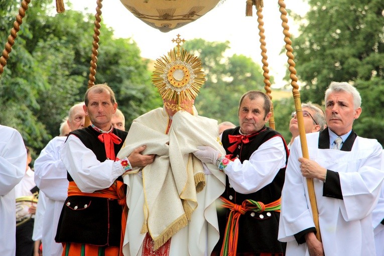 Łowicka procesja na zakończenie oktawy Bożego Ciała