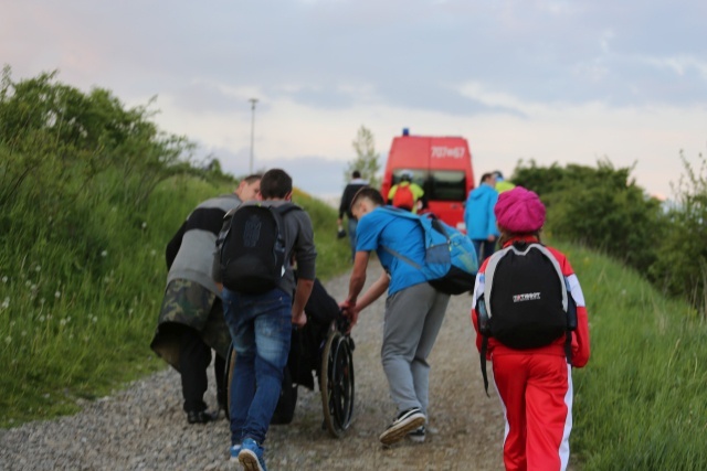 Pielgrzymka "Ogień Lolek" 2016 na Matysce