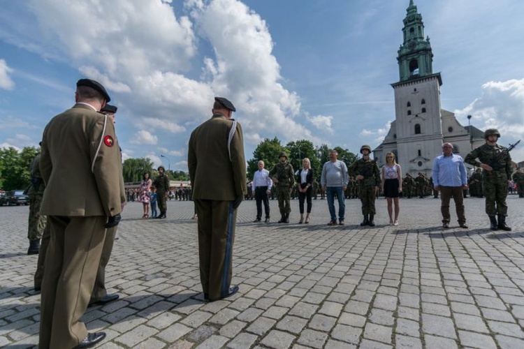 Żołnierska przysięga w Krośnie Odrzańskim