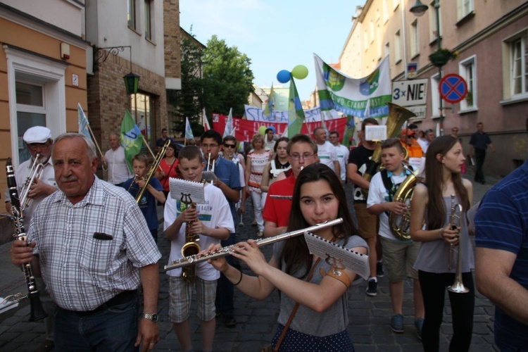 Festiwalowa manifestacja przeciw powiększeniu Opola kosztem gmin