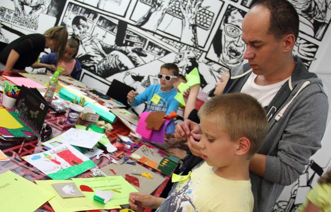 ​Warsztaty książki dotykowej