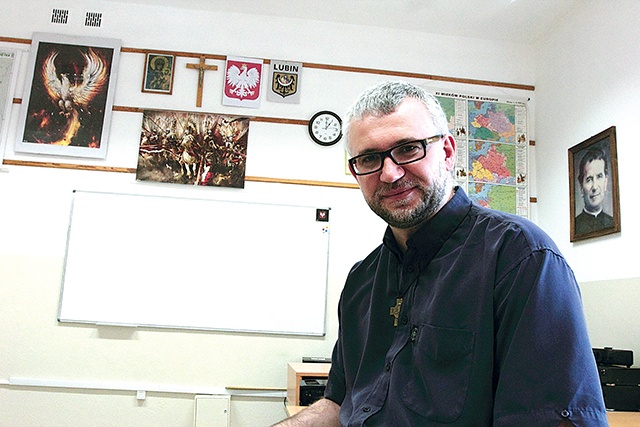 – Wśród nauczycieli Salezjana tylko trzej to kapłani – mówi ks. Mariusz Jeżewicz, dementując pogłoski  na temat placówki.