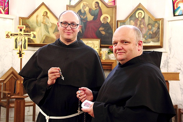 – Fenomen kultu braci męczenników bierze się stąd, że my niczego nie narzucamy – mówią o. Jan Maria Szewek (z lewej) i br. Jan Hruszowiec.  