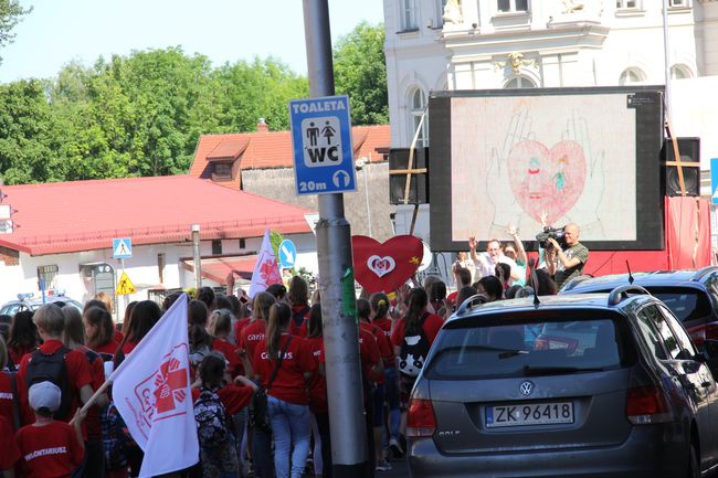 Pielgrzymka Szkolnych Kół Caritas w Koszalinie