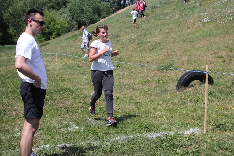 Bieg dla uczczenia 1050. rocznicy chrztu Polski, cz. I