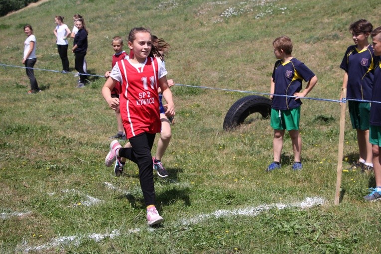 Bieg dla uczczenia 1050. rocznicy chrztu Polski, cz. I