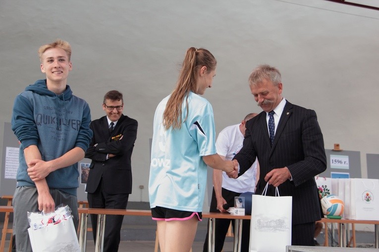 Bieg dla uczczenia 1050. rocznicy chrztu Polski, cz. II