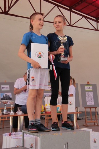 Bieg dla uczczenia 1050. rocznicy chrztu Polski, cz. II