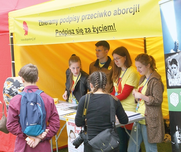 Pod projektem ustawy podpisało się już 120 tys. osób