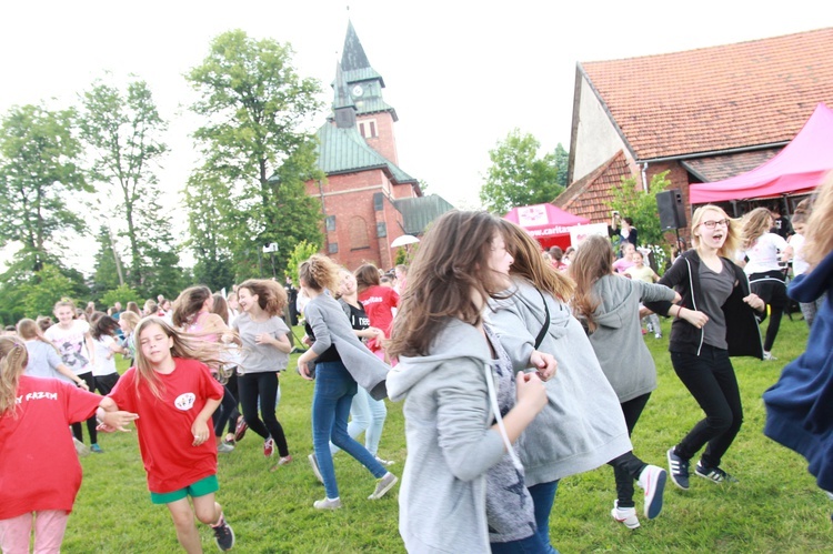 Zjazd Szkolnych Kół Caritas w Zabawie