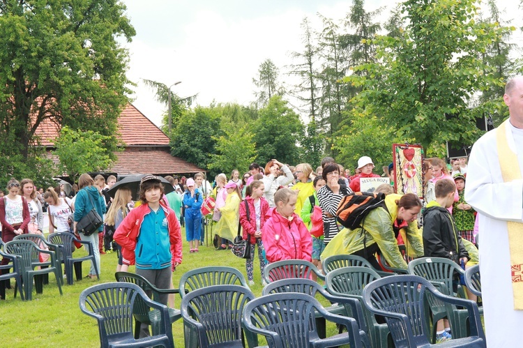 Zjazd Szkolnych Kół Caritas w Zabawie