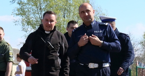 Kapelan debiutuje u Vegi