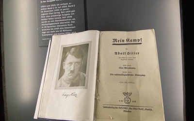 Dodatek do gazety: "Mein Kampf" 