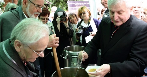 Pomagajmy ze smakiem!