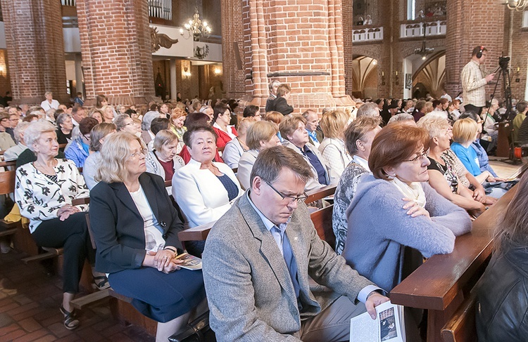 Celebracja odnowienia przyrzeczeń chrztu 