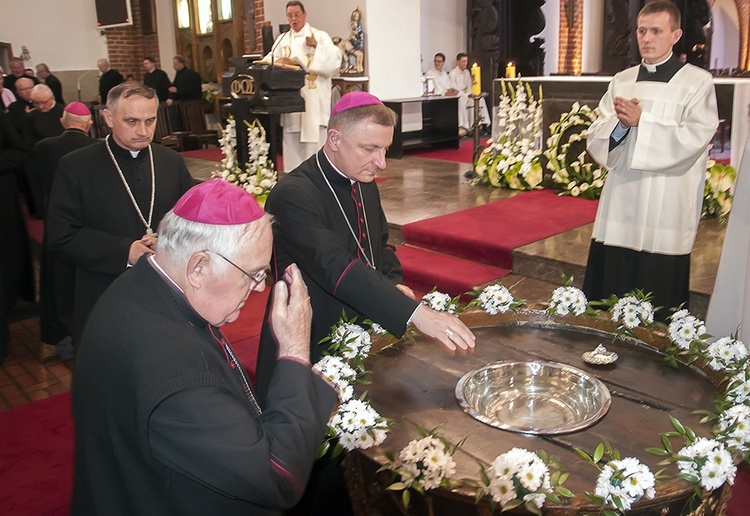 Celebracja odnowienia przyrzeczeń chrztu 