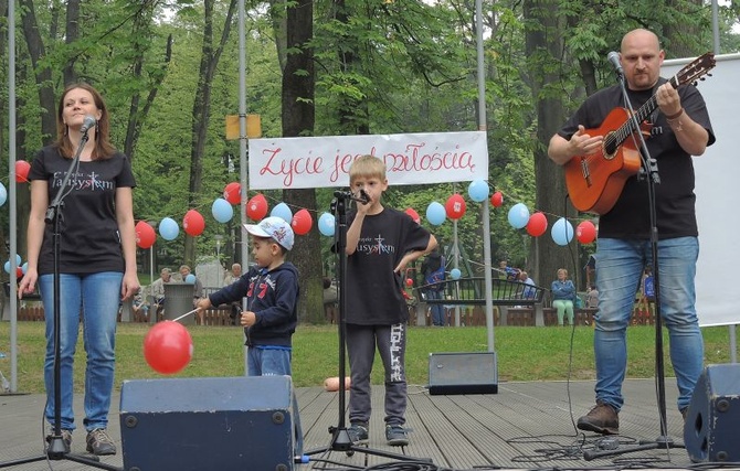 III Marsz dla Życia i Rodziny w Bielsku-Białej - 2016