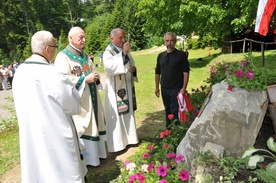 Obelisk na Śnieżnicy