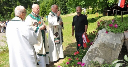 Obelisk na Śnieżnicy